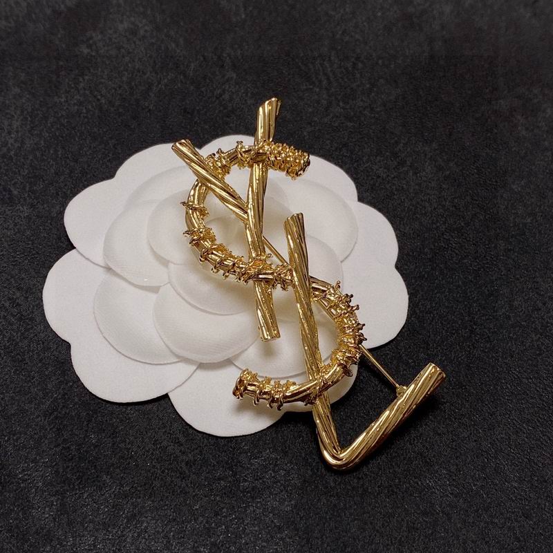 YSL Brooch 9lyr10